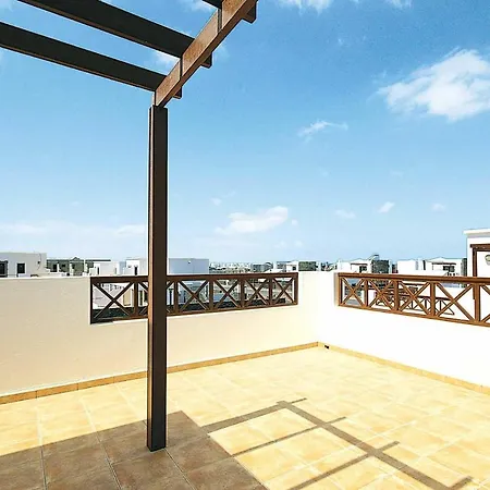 Playa Blanca Sleeps 6 Air Con Wifi Willa *